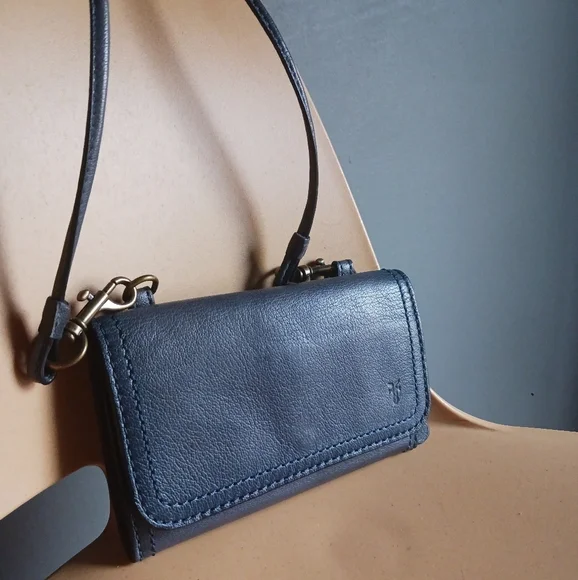 FRYE blue navy genuine leather crossbody wallet, organizer  bag - Picture 3 of 10